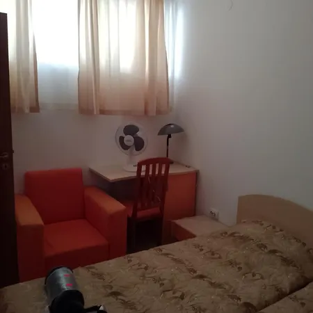 3 Sanny Day 2 Апартаменти *