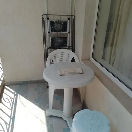 3 Sanny Day 2 * Σάνι Μπιτς